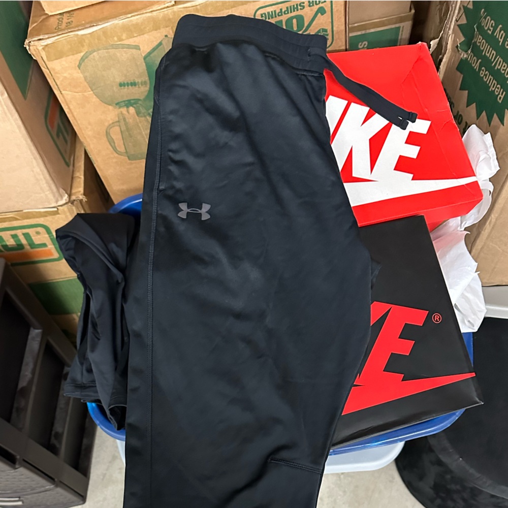 Men sweatpants